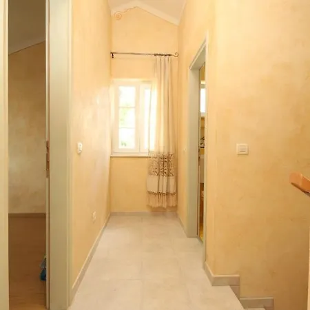 House With A Parking Space Nerezine, Losinj - 8016 * Nerezine